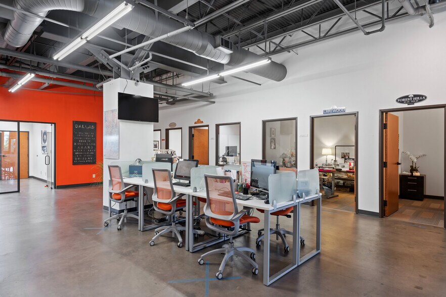 More Photos Of 5706 E Mockingbird Ln, Dallas Unknown For Lease