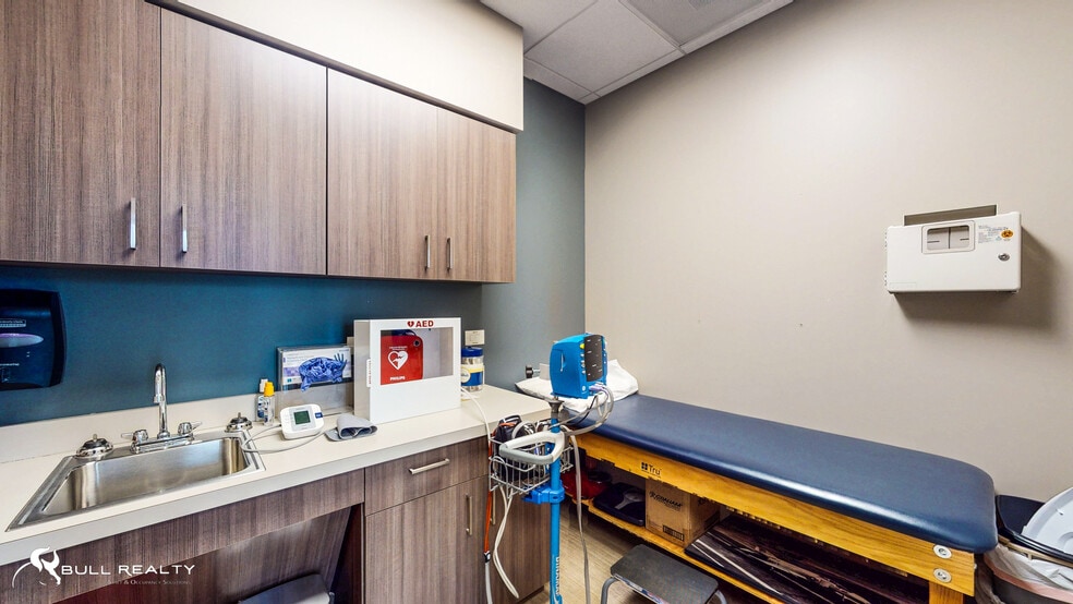 More Photos Of 6 Concourse Pky, Atlanta Office For Lease