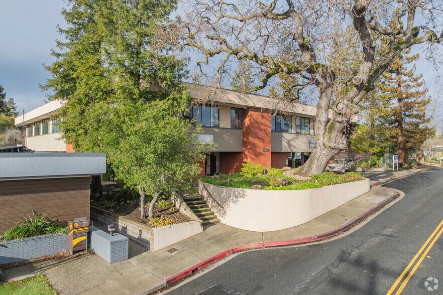 More Photos Of 1225 Alpine Rd, Walnut Creek Office For Lease