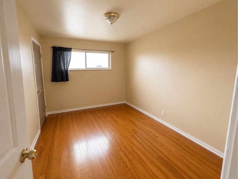 More Photos Of 5109 E 34th Ave, Denver Multifamily For Sale