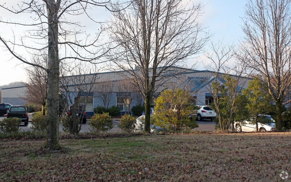 More Photos Of 147 Seaboard Ln, Franklin Warehouse For Sale