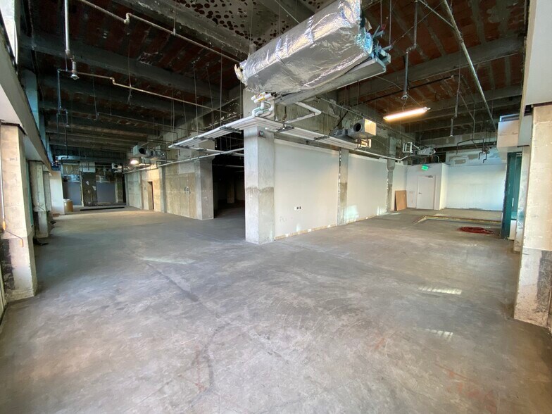 More Photos Of 311 S Spring St, Los Angeles Office For Lease