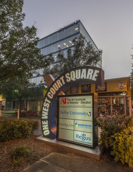 More Photos Of 1 W Court Sq, Decatur Office For Lease
