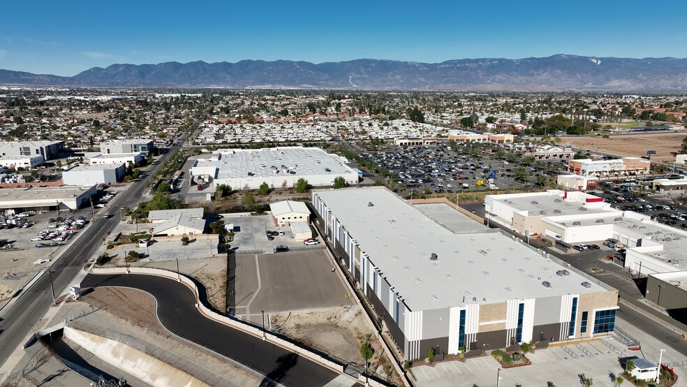 Primary Photo Of 1505 S Willow Ave, Rialto Warehouse For Lease