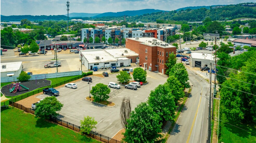 More Photos Of 325 Cherokee Blvd, Chattanooga Loft Creative Space For Lease