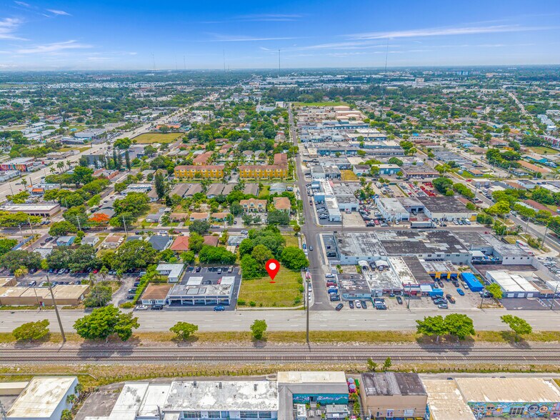 More Photos Of 137 N Dixie Hwy, Hallandale Beach Land For Sale