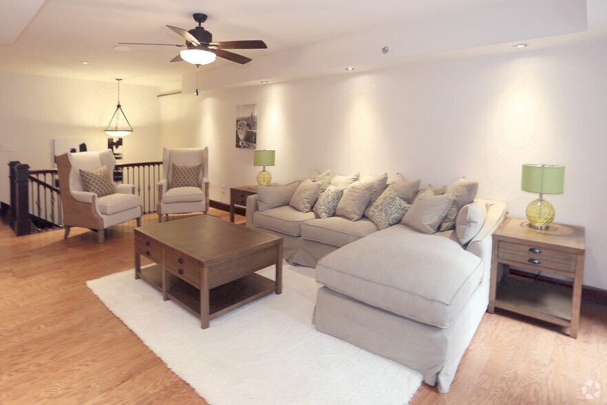 More Photos Of 1014-1024 Locust St, Saint Louis Apartments For Sale