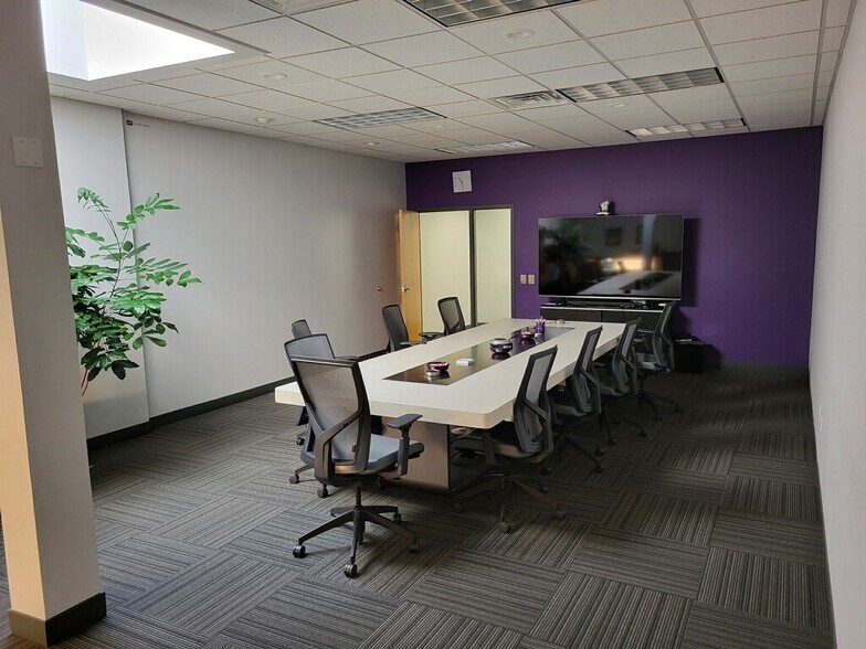 More Photos Of 2985 S Ridge Rd, Green Bay Medical For Lease