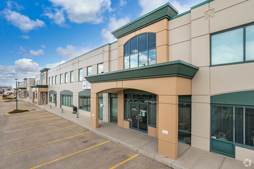 More Photos Of 2833 Broadmoor Blvd, Sherwood Park Showroom For Lease