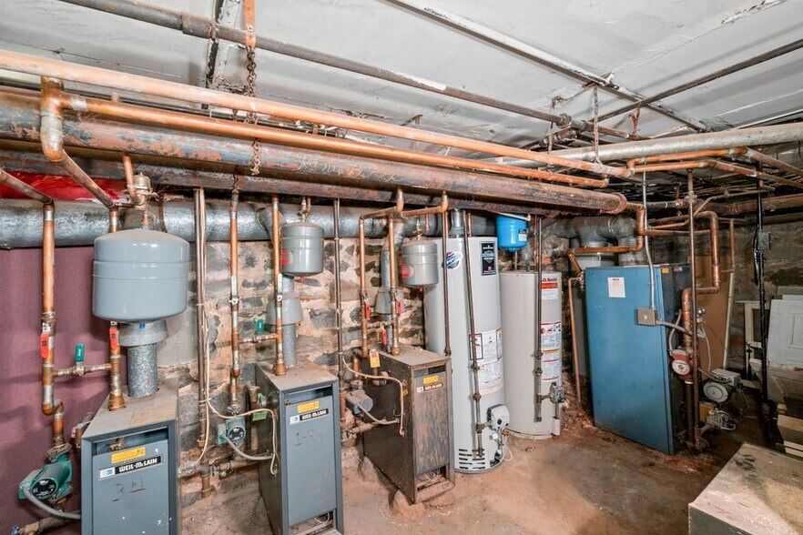 More Photos Of 5001 Roland Ave, Baltimore Apartments For Sale