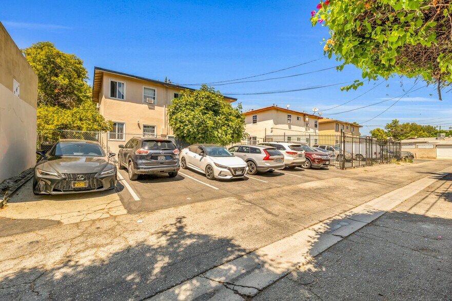 More Photos Of 8144 Sepulveda Pl, Panorama City Apartments For Sale