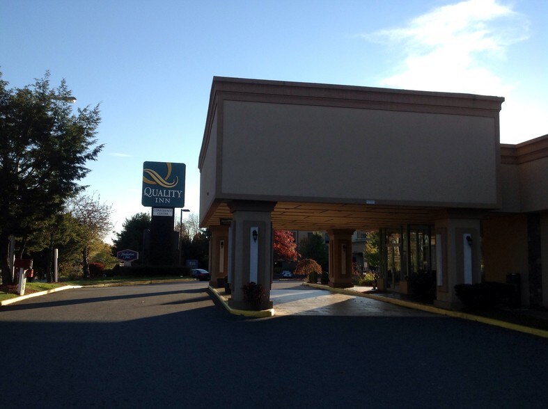 More Photos Of 1380 Putney Rd, Brattleboro Hospitality For Sale