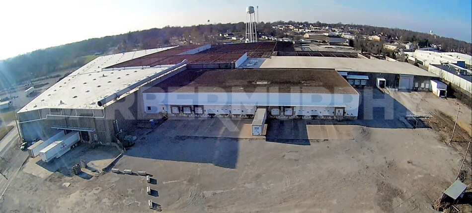 Primary Photo Of South Dickey St, Sparta Manufacturing For Lease