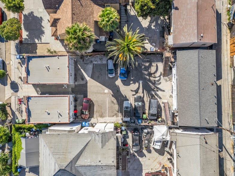 More Photos Of 1323 E Adams Blvd, Los Angeles Apartments For Sale