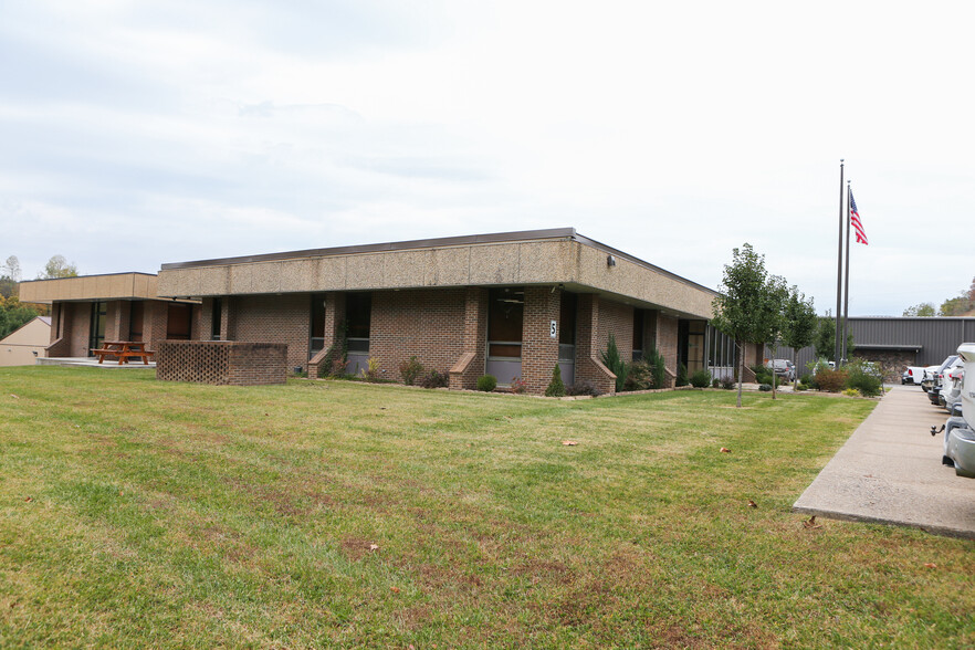 Primary Photo Of 173 Bombardier Way, Bridgeport Office For Lease