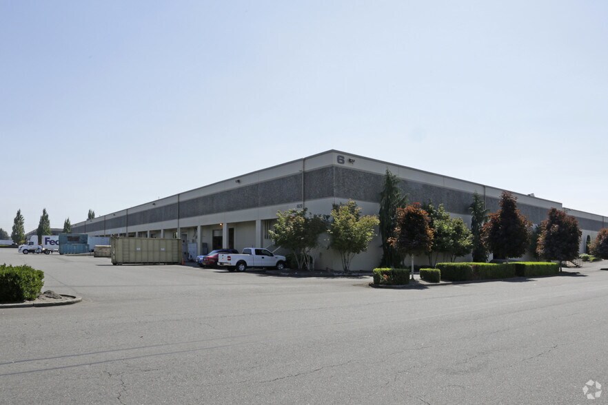 More Photos Of 4620 95th St SW, Lakewood Warehouse For Lease