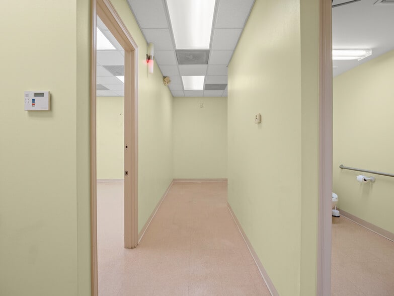 More Photos Of 336 N Babcock St, Melbourne Medical For Sale