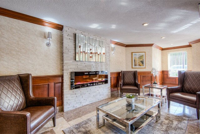 More Photos Of 50 Richmond St E, Oshawa Apartments For Sale