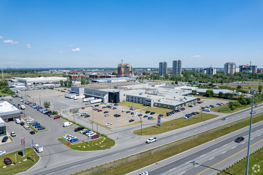 Primary Photo Of 4141-4149 Autoroute 440, Laval Industrial For Lease