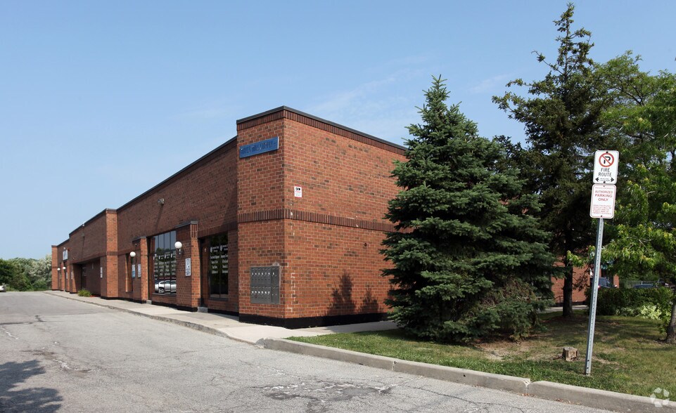 More Photos Of 286 Attwell Dr, Toronto Office For Lease