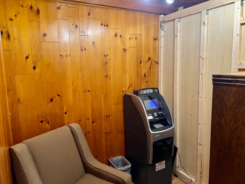 More Photos Of 3653 Murdoch Ave, Parkersburg General Retail For Sale