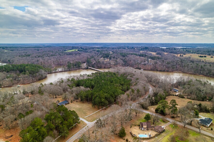 More Photos Of 3306-3308 Centerville Rd, Anderson Land For Sale