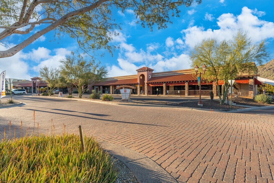 More Photos Of 7275 E Easy St, Carefree Restaurant For Lease