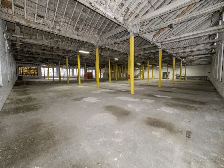 More Photos Of 1125-1151 N Front St, Catasauqua Warehouse For Sale