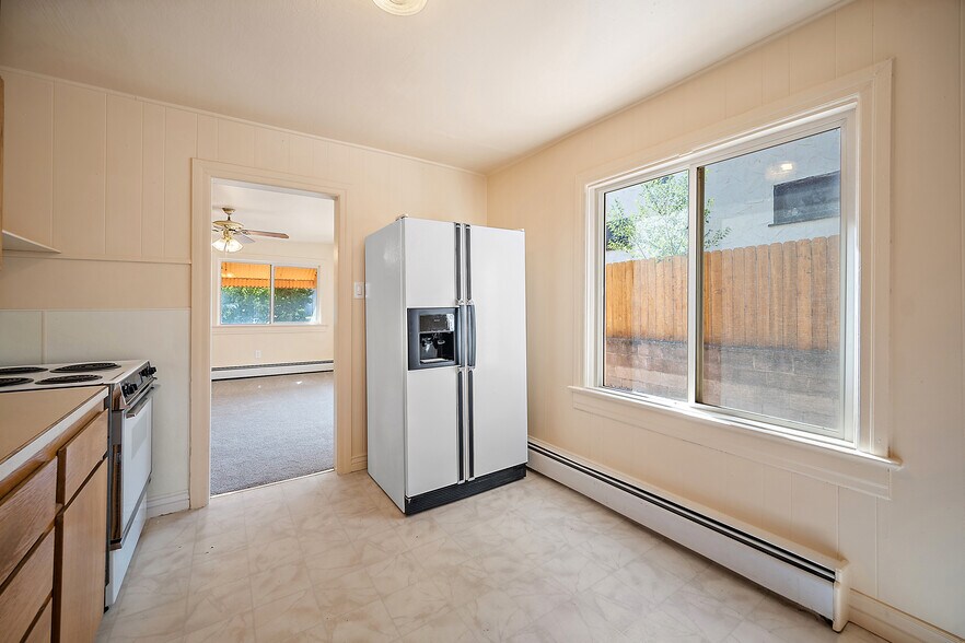 More Photos Of 18 1/2 Swope Ave, Colorado Springs Light Distribution For Sale