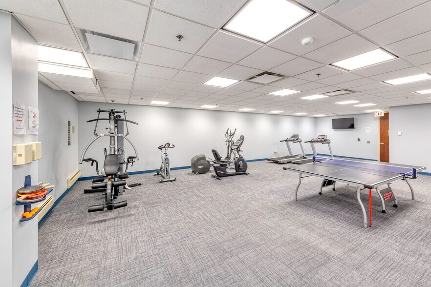 More Photos Of 1200 Jorie Blvd, Oak Brook Office For Lease