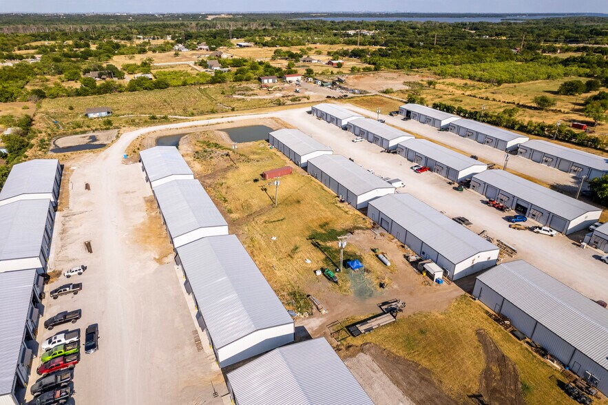 More Photos Of 2170 Collins Rd, Denton Unknown For Lease