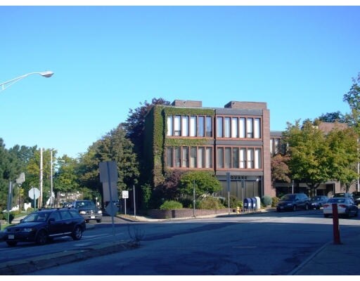 More Photos Of 1 Elm Sq, Andover Office Residential For Lease