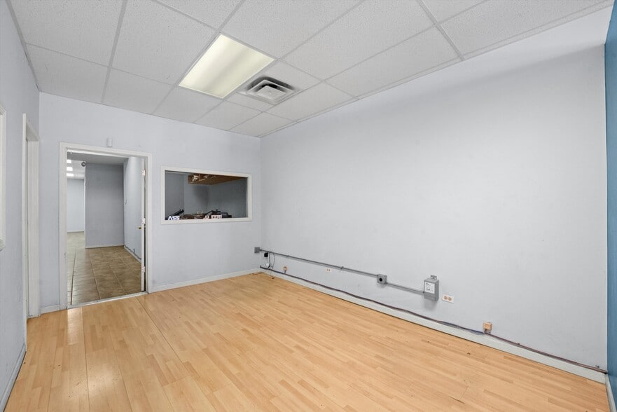 More Photos Of 2451 N Harlem Ave, Chicago Storefront For Sale