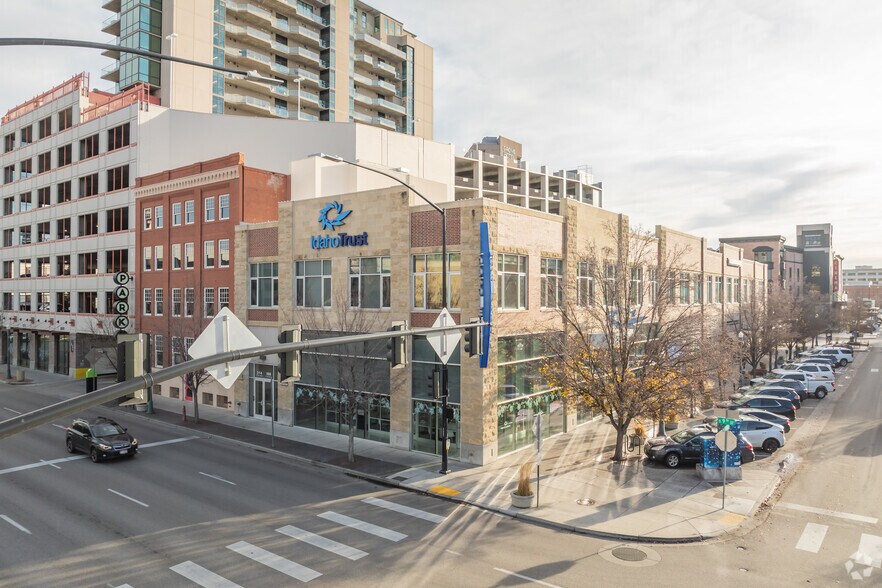 More Photos Of 398 S 9th St, Boise General Retail For Sale