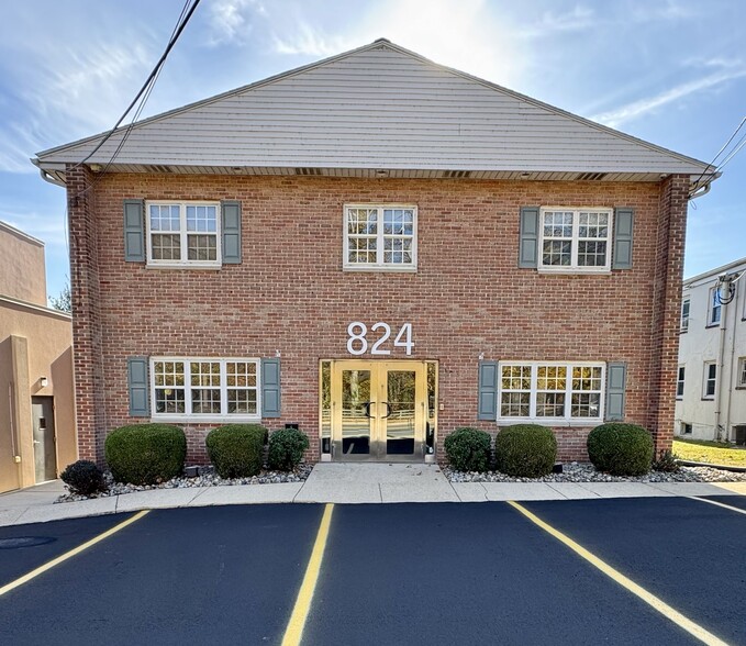 Primary Photo Of 824 Philadelphia Pike, Wilmington Office For Sale