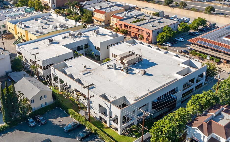 More Photos Of 330 Arden Ave, Glendale Office For Lease