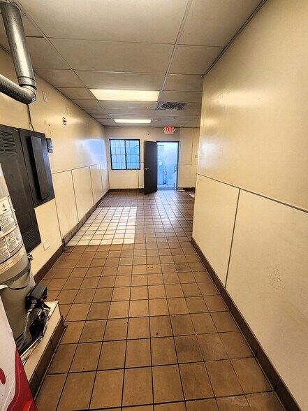 More Photos Of 1335 Pacific Ave, Santa Cruz Restaurant For Lease