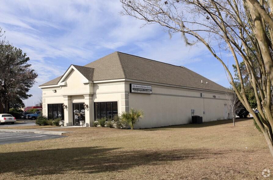 More Photos Of 7203 Hodgson Memorial Dr, Savannah Office For Lease