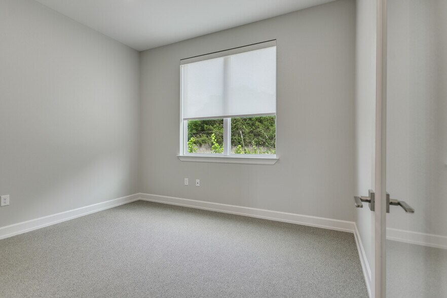 More Photos Of 2901 Caballo Ranch Blvd, Leander Office For Sale