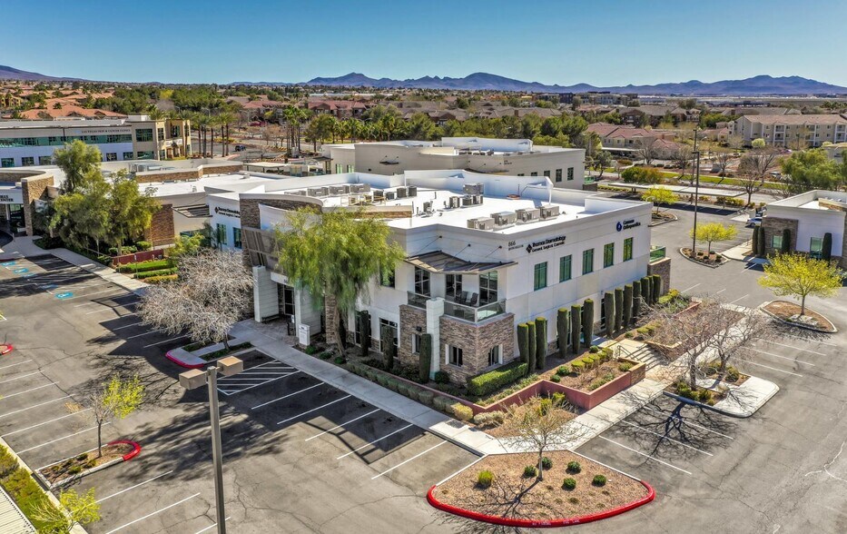 More Photos Of 870 Seven Hills Dr, Henderson Unknown For Lease