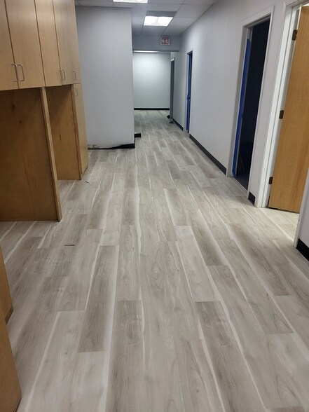 More Photos Of 1402 Holly Rd, Corpus Christi Truck Terminal For Lease