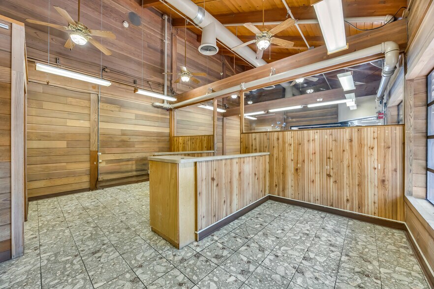 More Photos Of 1035-1043 Sutton Way, Grass Valley Office For Sale