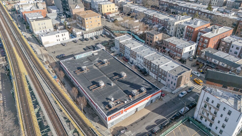 More Photos Of 24-41 31st St, Astoria Freestanding For Sale