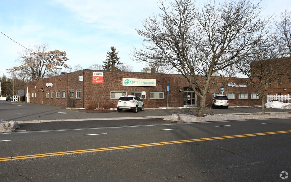 More Photos Of 3000 Dixwell Ave, Hamden Medical For Lease