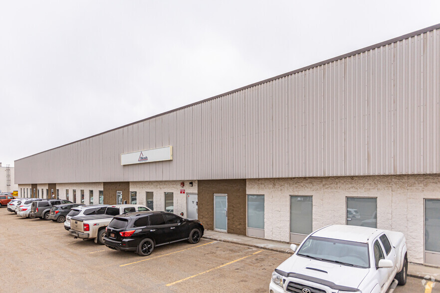 Primary Photo Of 4316 81 St NW, Edmonton Flex For Lease