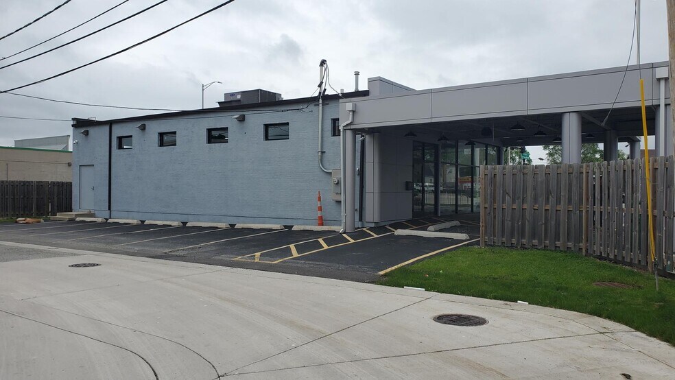 More Photos Of 1529 Rand Rd, Des Plaines Auto Dealership For Sale