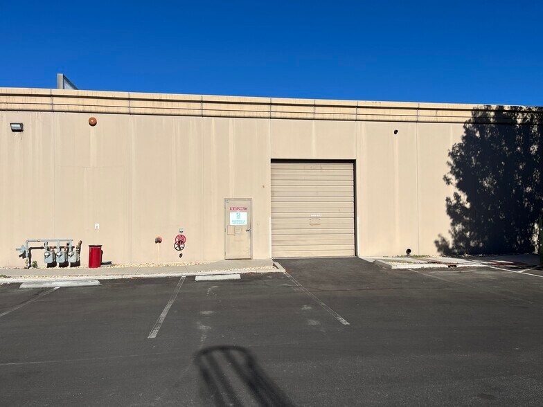 More Photos Of 4655 Longley Ln, Reno Light Distribution For Lease