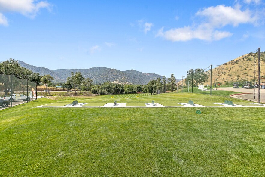 More Photos Of 41117 Sierra Dr, Three Rivers Golf Course Driving Range For Sale
