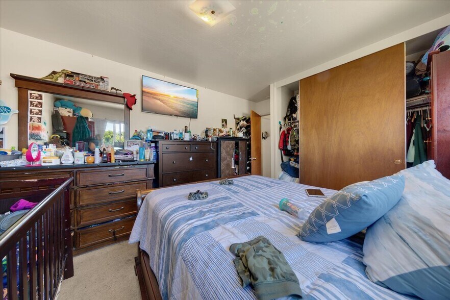 More Photos Of 236 Haas Ave, San Leandro Apartments For Sale
