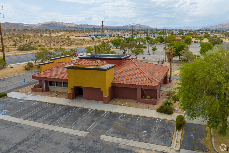 More Photos Of 58012 29 Palms Hwy, Yucca Valley Restaurant For Sale